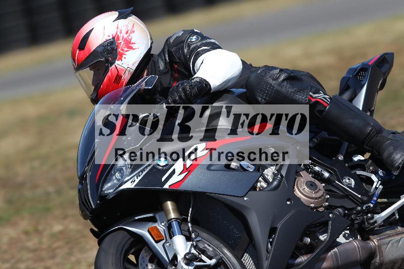 Archiv-2022/51 10.08.2022 Freeride Training ADR/Medium/unklar